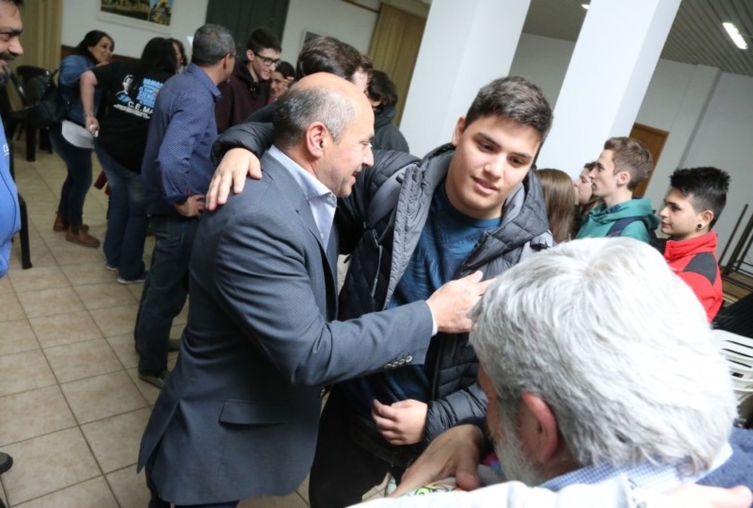 Ensenada: Alumnos partieron hacia las Islas Malvinas para su viaje de egresados