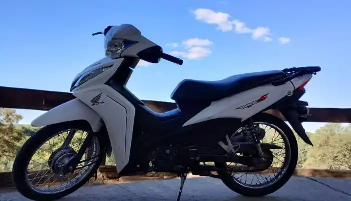 Buscan moto robada en Almafuerte al 1100