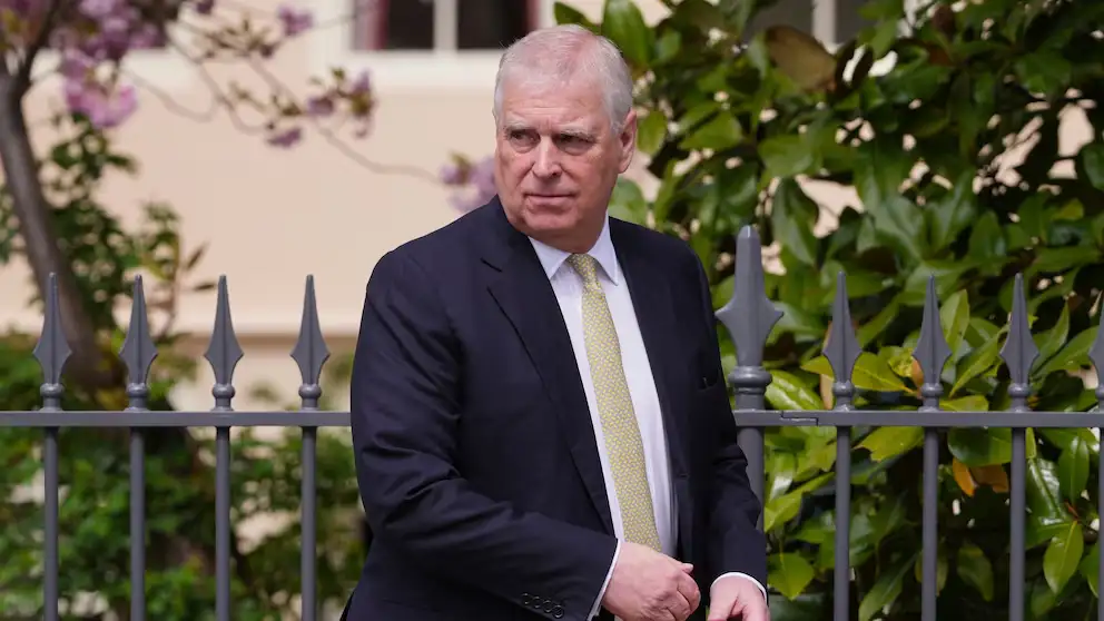La policía británica arrestó al príncipe Andrés por su vínculo con Epstein