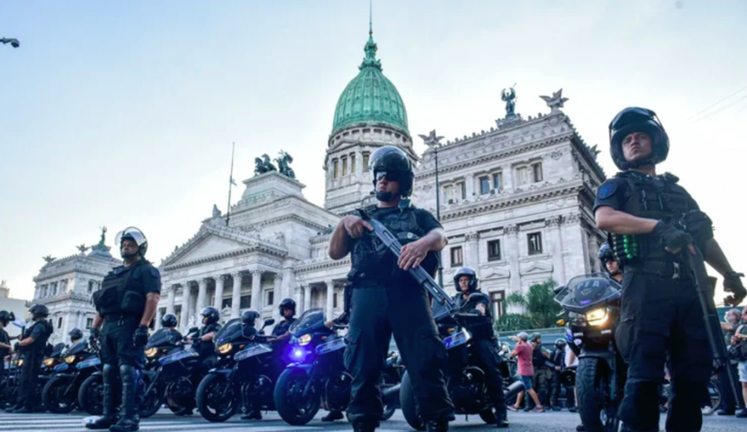 Policia congreso