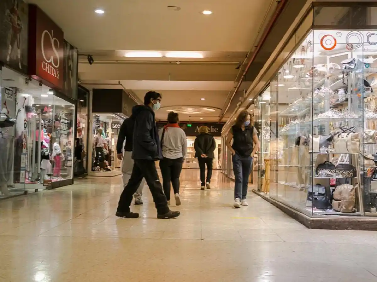 El 54,7% de los cordobeses sufrió recortes en sus ingresos durante la cuarentena