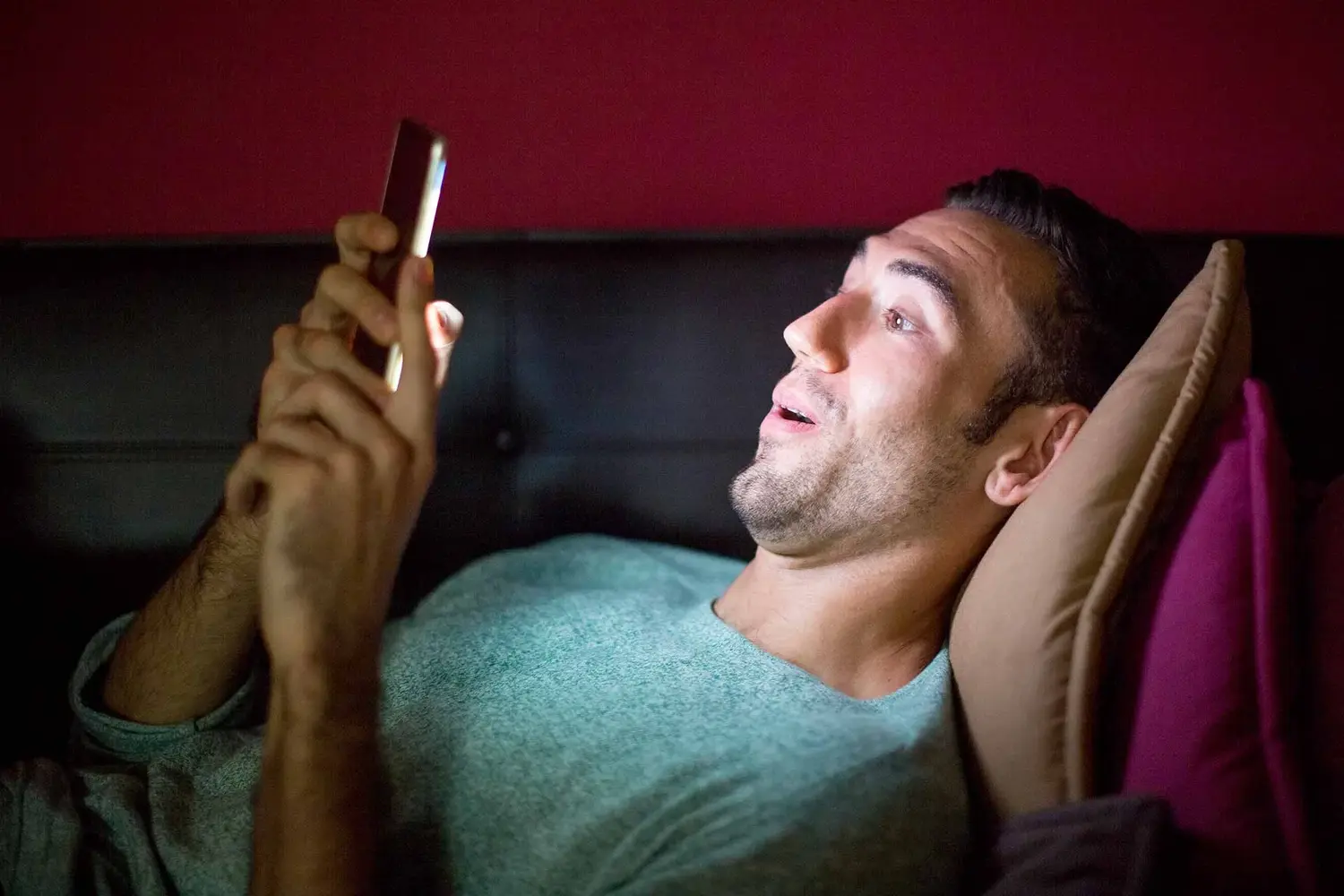 Del FOMO al JOMO: crece la tendencia de disfrutar quedarse afuera y recuperar el tiempo propio