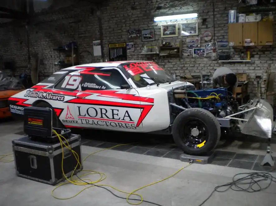 La Chevy de Reinaldo Fernández, casi lista en el Hansson Competición