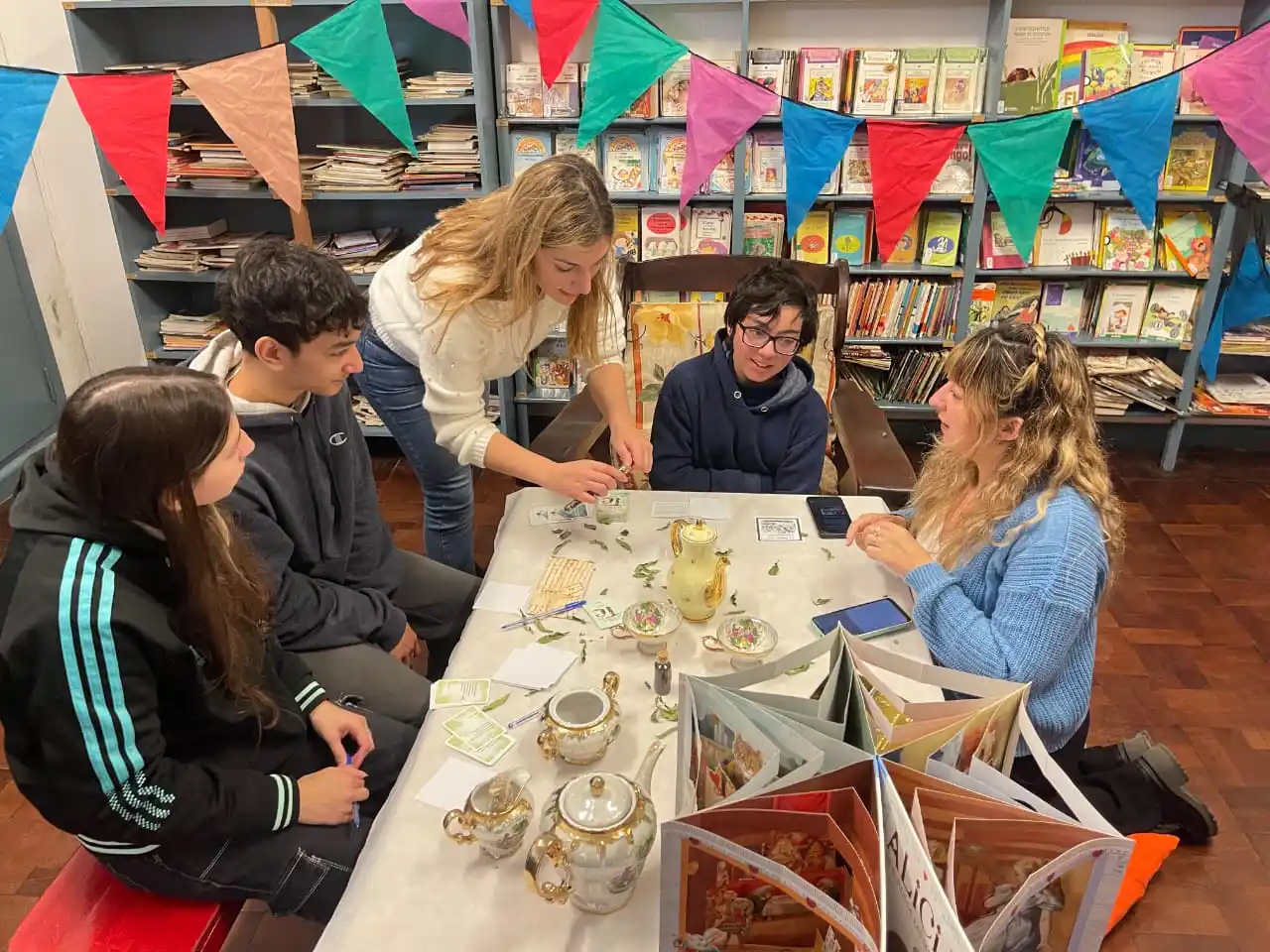 sala abierta alicia transmedia 18-02-25 (1) - 4