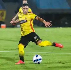 El Barcelona de Emmanuel Martínez busca el pasaje a otra instancia