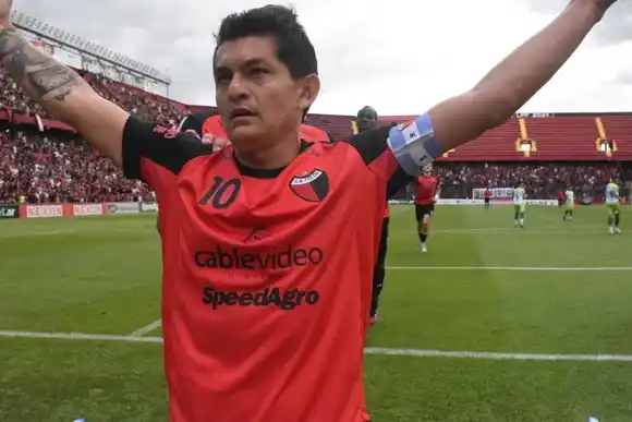 Luego de su terrible accidente, reapareció Luis "El Pulga" Rodríguez