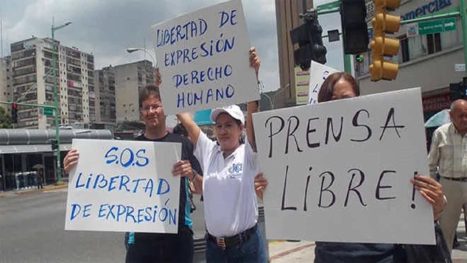 SEPTIEMBRE NEGRO para la libertad de expresión: medios y periodistas siguen bajo asedio