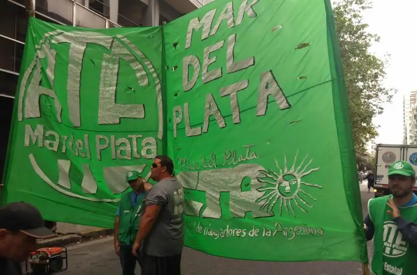 Estatales afirman que la adhesión al paro es "cercana" al 90%