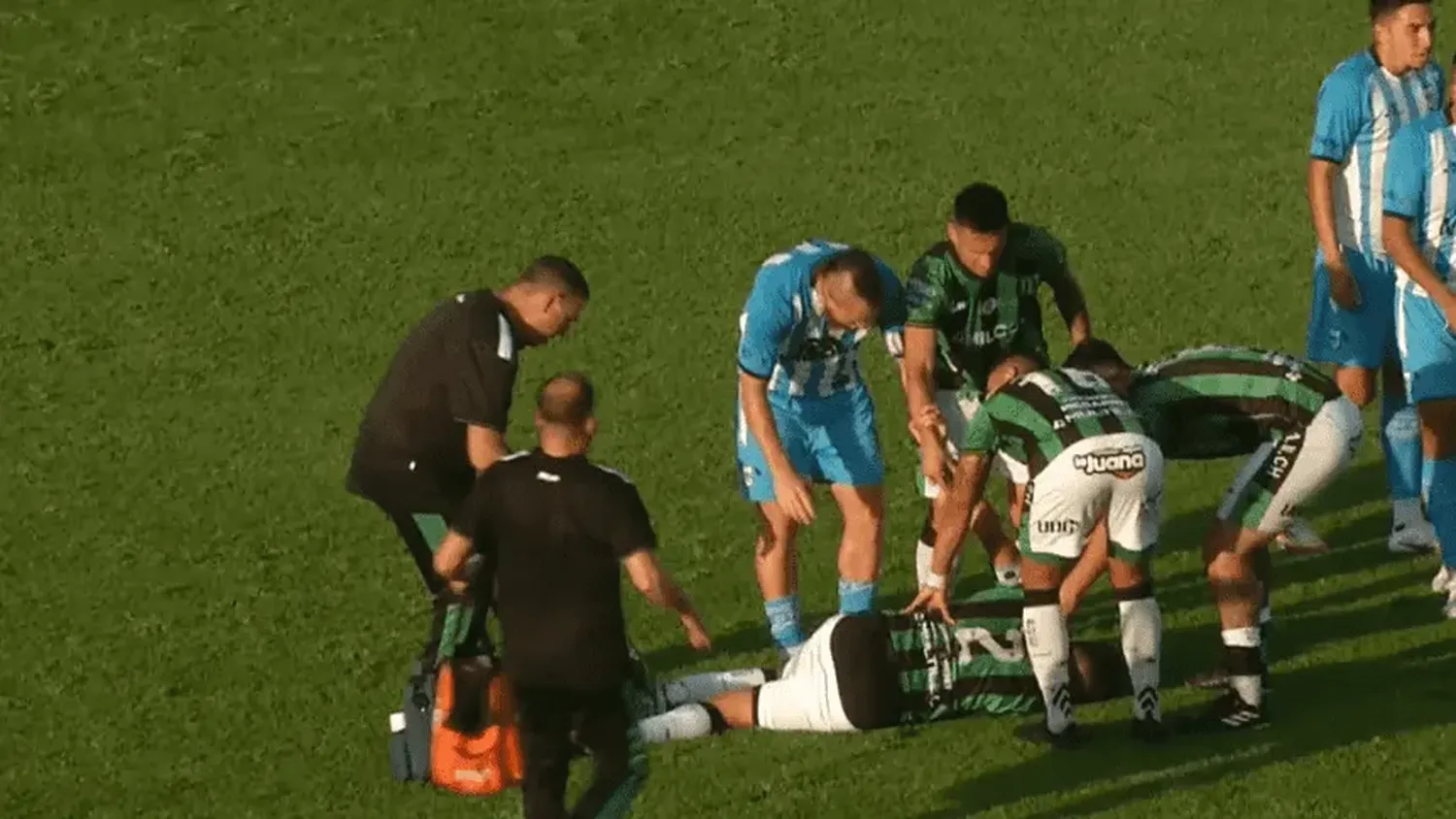 La escalofriante lesión de un jugador de Nueva Chicago que conmocionó al fútbol argentino