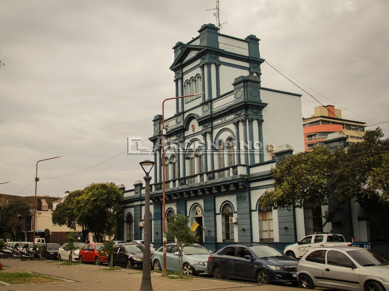 Detenido por resistencia a la autoridad en la puerta de Bikini