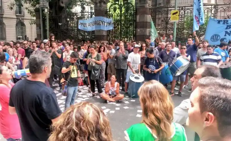 Despidos en el Ministerio de Cultura: echan a casi 500 trabajadores