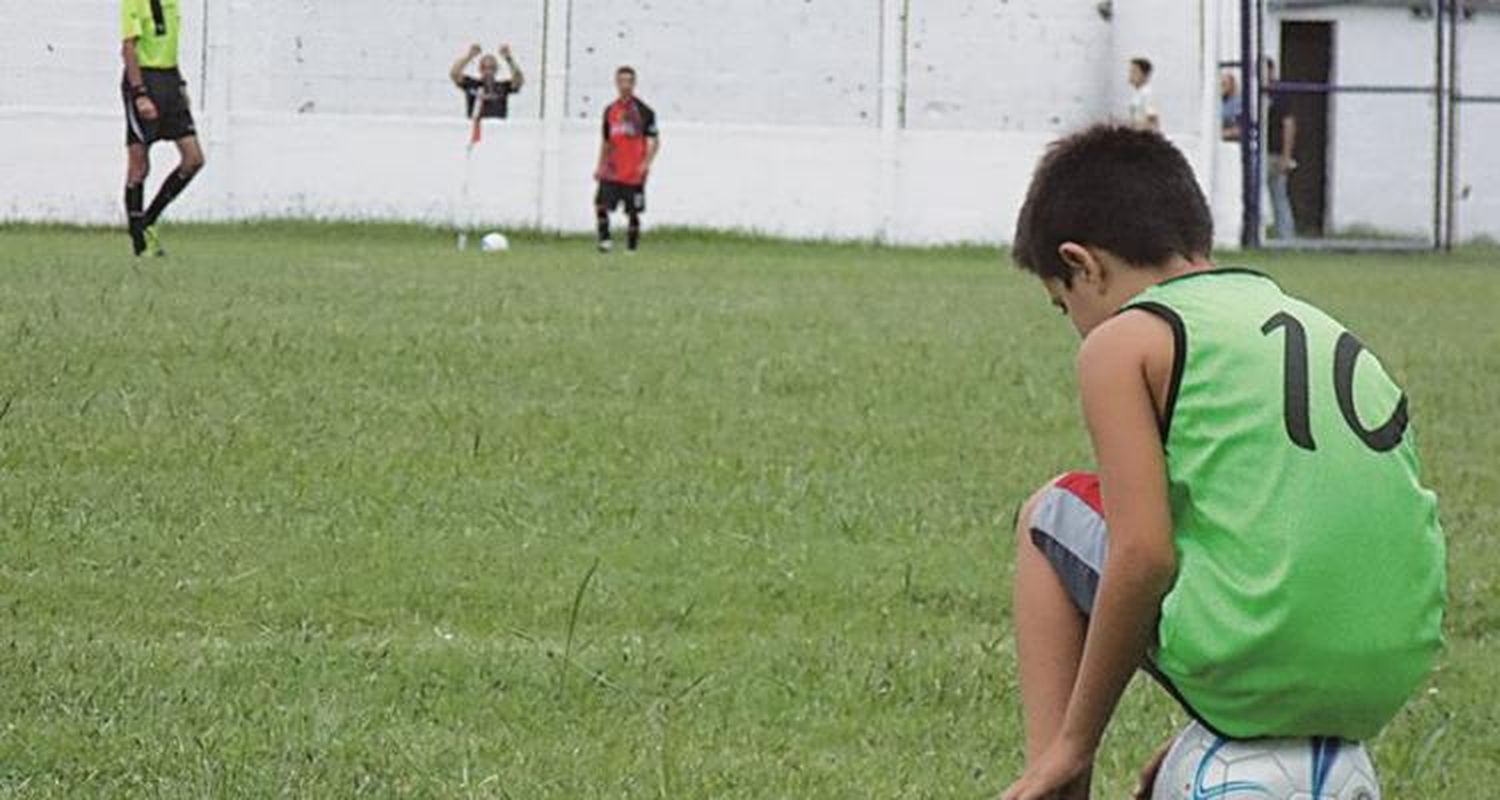 Disparos en medio de un partido de Fútbol Infantil