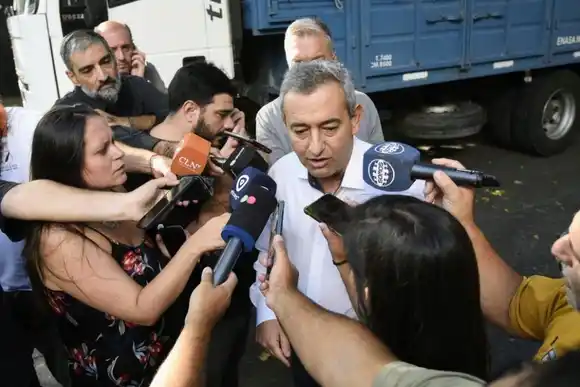 Intendentes presionan por la quita de subsidios al transporte