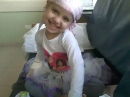 La nena que recibió el trasplante de médula ósea se está recuperando