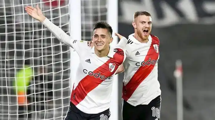 River Plate goleó 4 a 0  a Defensa y Justicia en Chaco