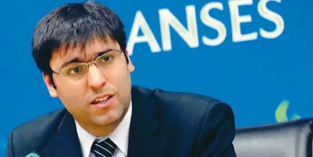 Elecciones 2015: Bossio bajó su candidatura a Gobernador