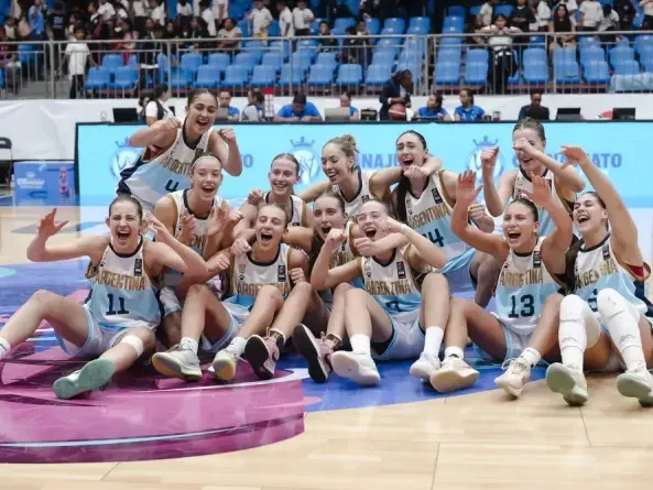 Argentina enfrenta hoy las 18 a EE.UU.Foto:FIBA