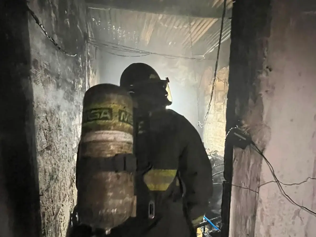 Se incendió el cuarto de una vivienda de la zona noroeste
