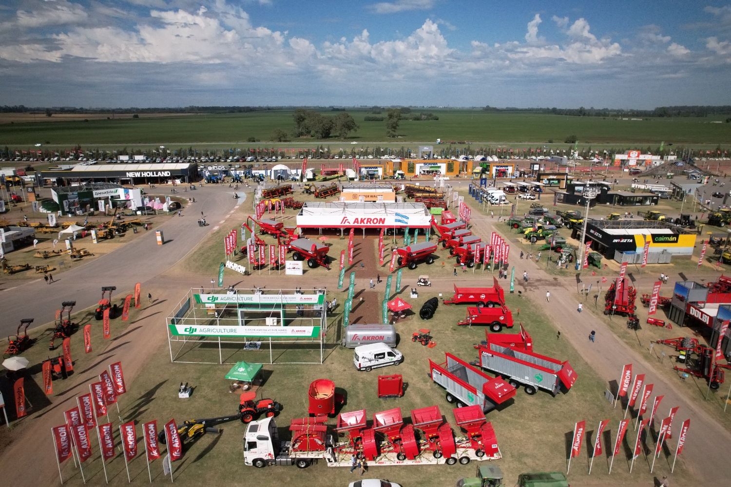 Con un mega stand, Akron superó la propuesta del año pasado en Expoagro 2024