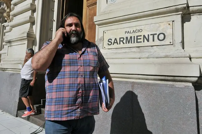 Baradel denunció amenazas: "Tu familia va aparecer muerta"