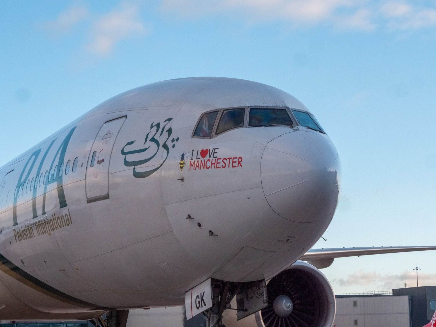 Superando sanciones, Pakistan International Airlines volvió al Reino Unido después de cinco años