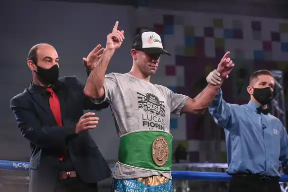 Bastida peleará en Inglaterra por un título