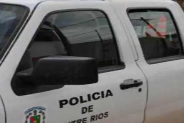 Tomó un remis y cuando llegó a destino le robó la recaudación al chofer
