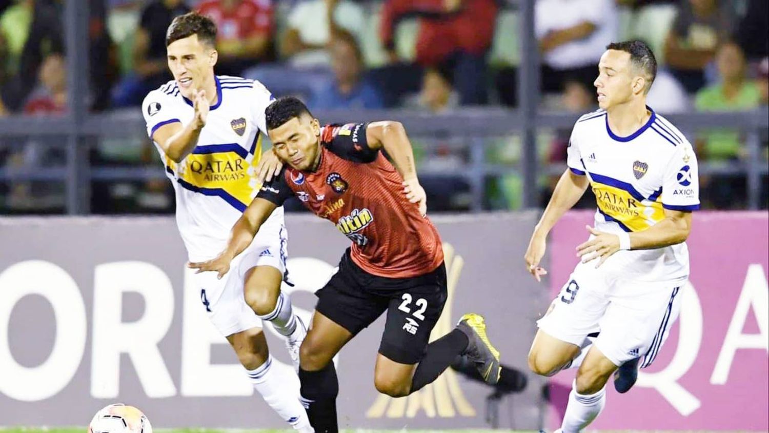 Boca mereció más, pero igualó 1-1 ante Caracas