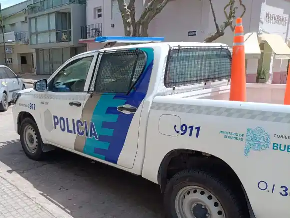 Detienen a un hombre por robar en una casa rodante de la Sociedad Rural