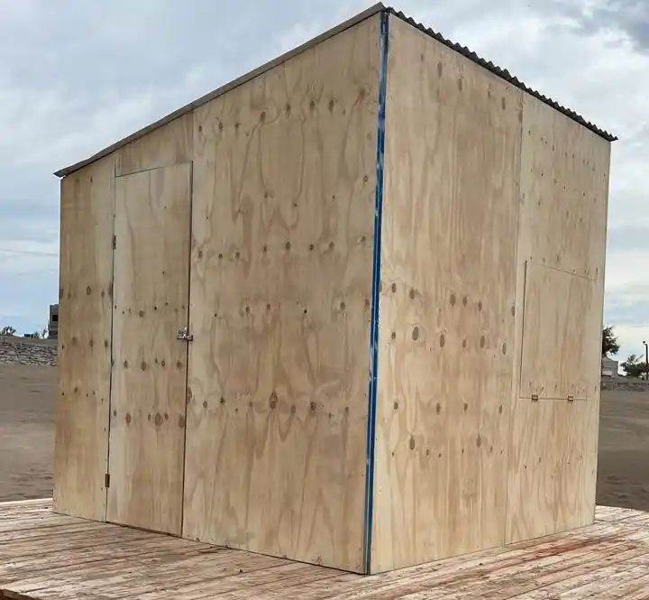 Instalaron el refugio de guardavidas en la bajada de calle 30 en Claromecó