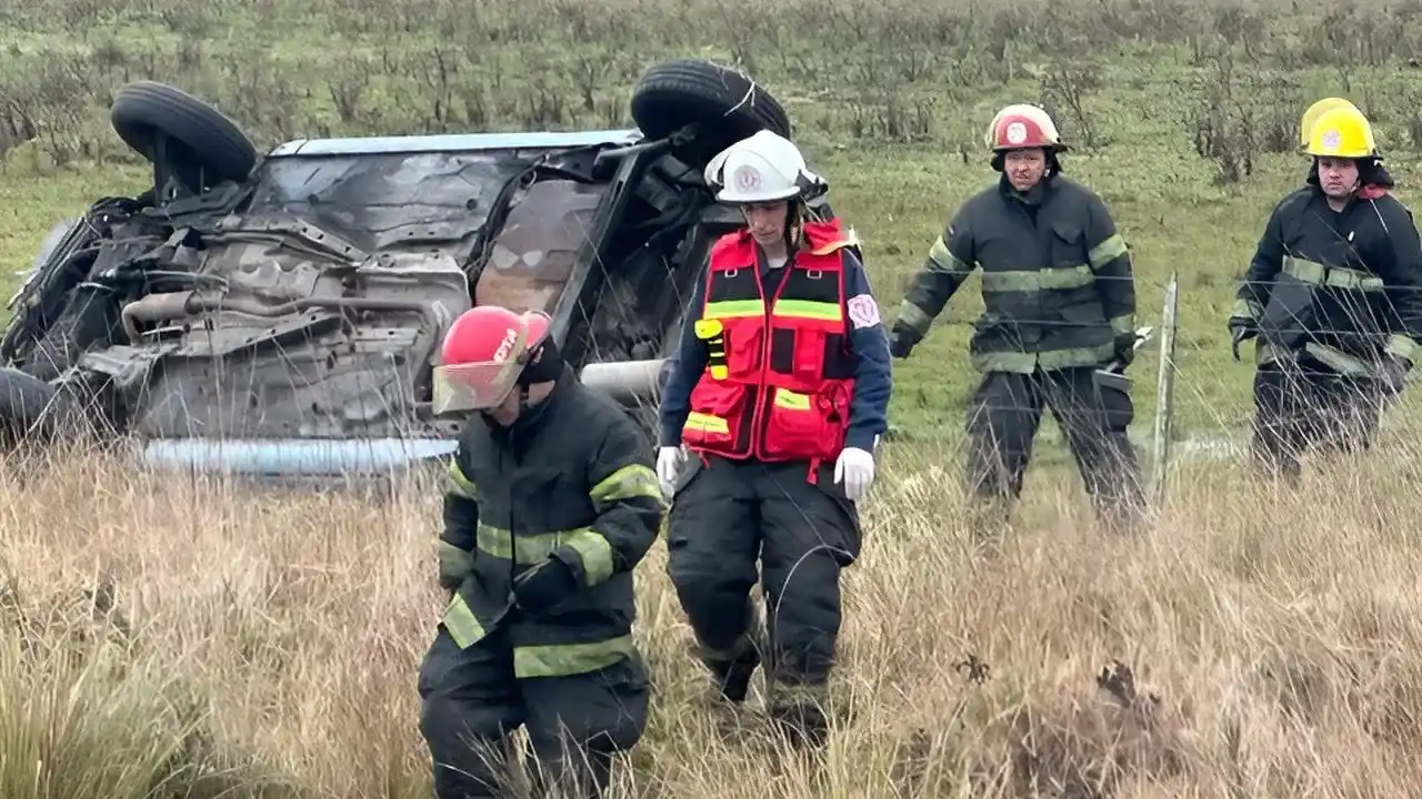 El accidente ocurrió en la ruta Provincial 74 este domingo. Foto: Ayacucho al día