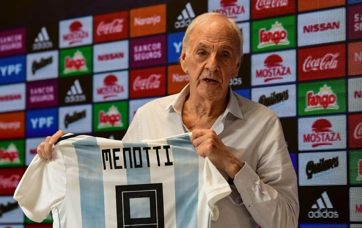 Falleció César Luis Menotti
