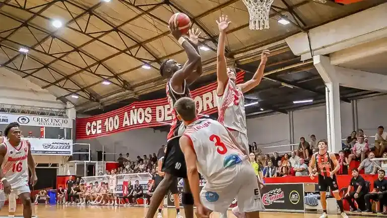 Central Entrerriano festejó de local. (Foto de El Día, de Gualeguaychú).