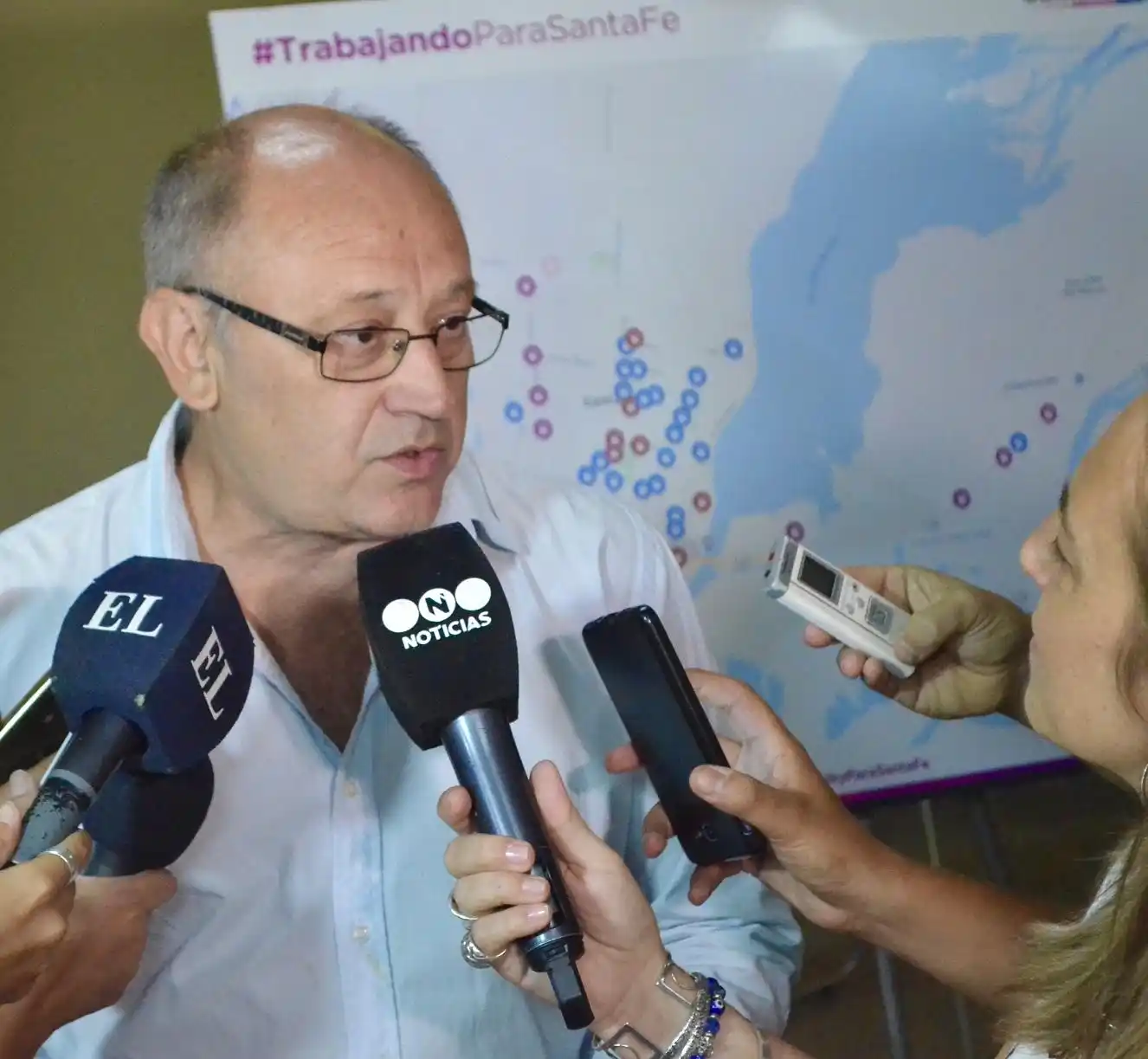 Cantard lanzó el ciclo “Trabajando para Santa Fe”