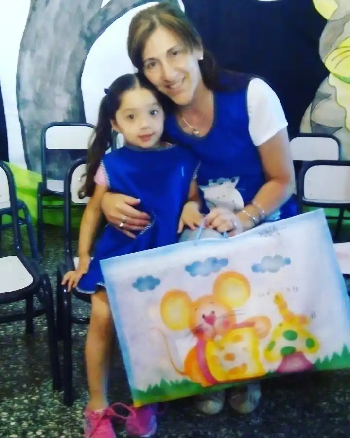 Comienza el jardín maternal nocturno municipal