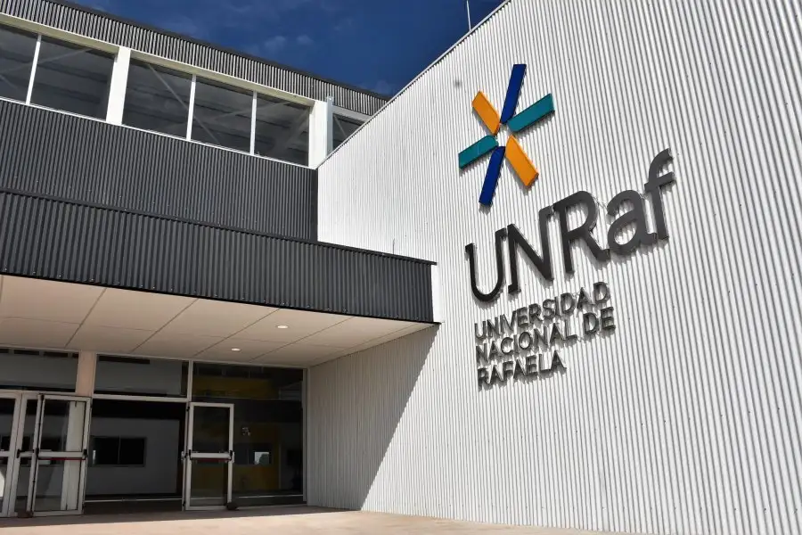 Edificio 4 UNRaf - 2.jpg