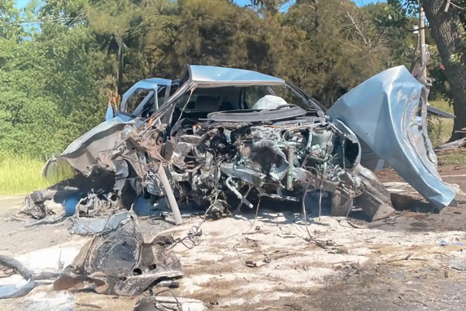 Así quedó el automóvil tras el accidente.