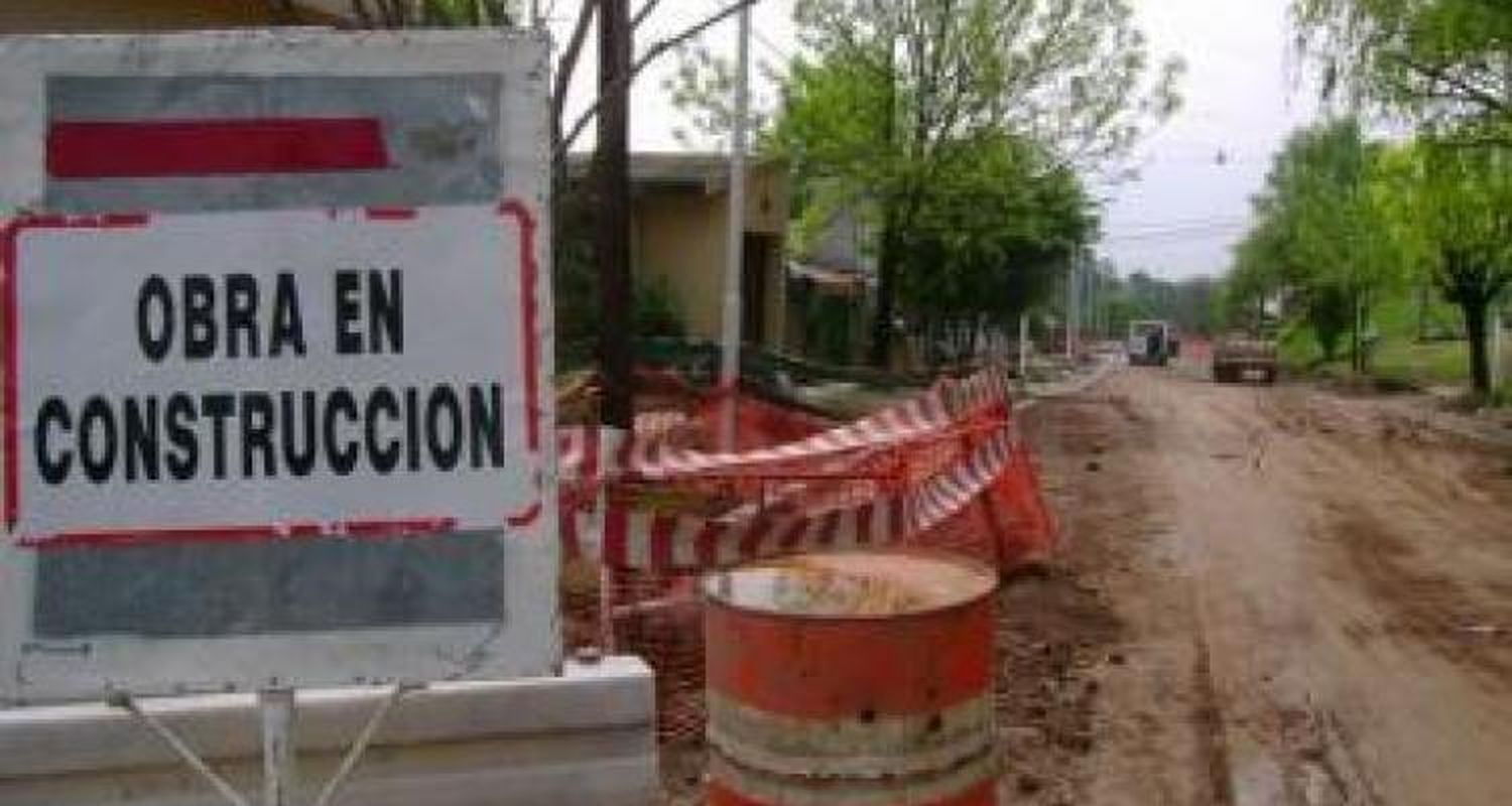 Pavimento acceso al Balneario