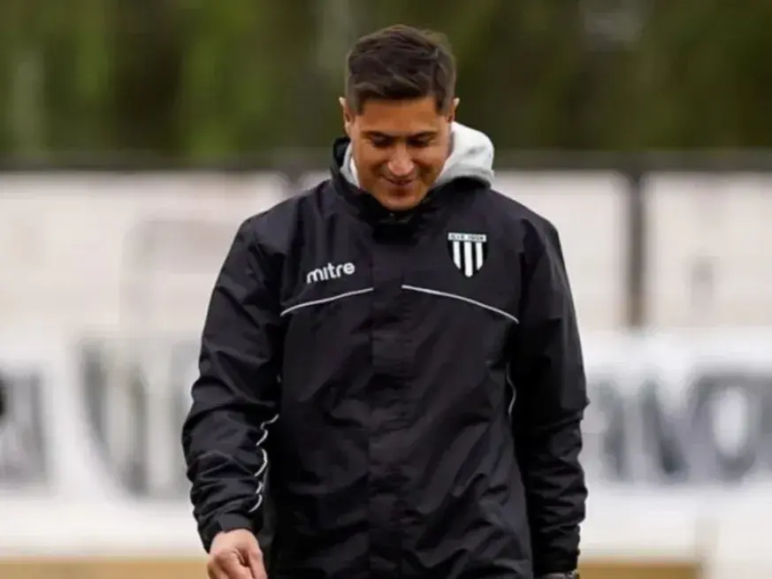 El rafaelino E.Medrán asume como nuevo DT de Colón de Santa Fe.