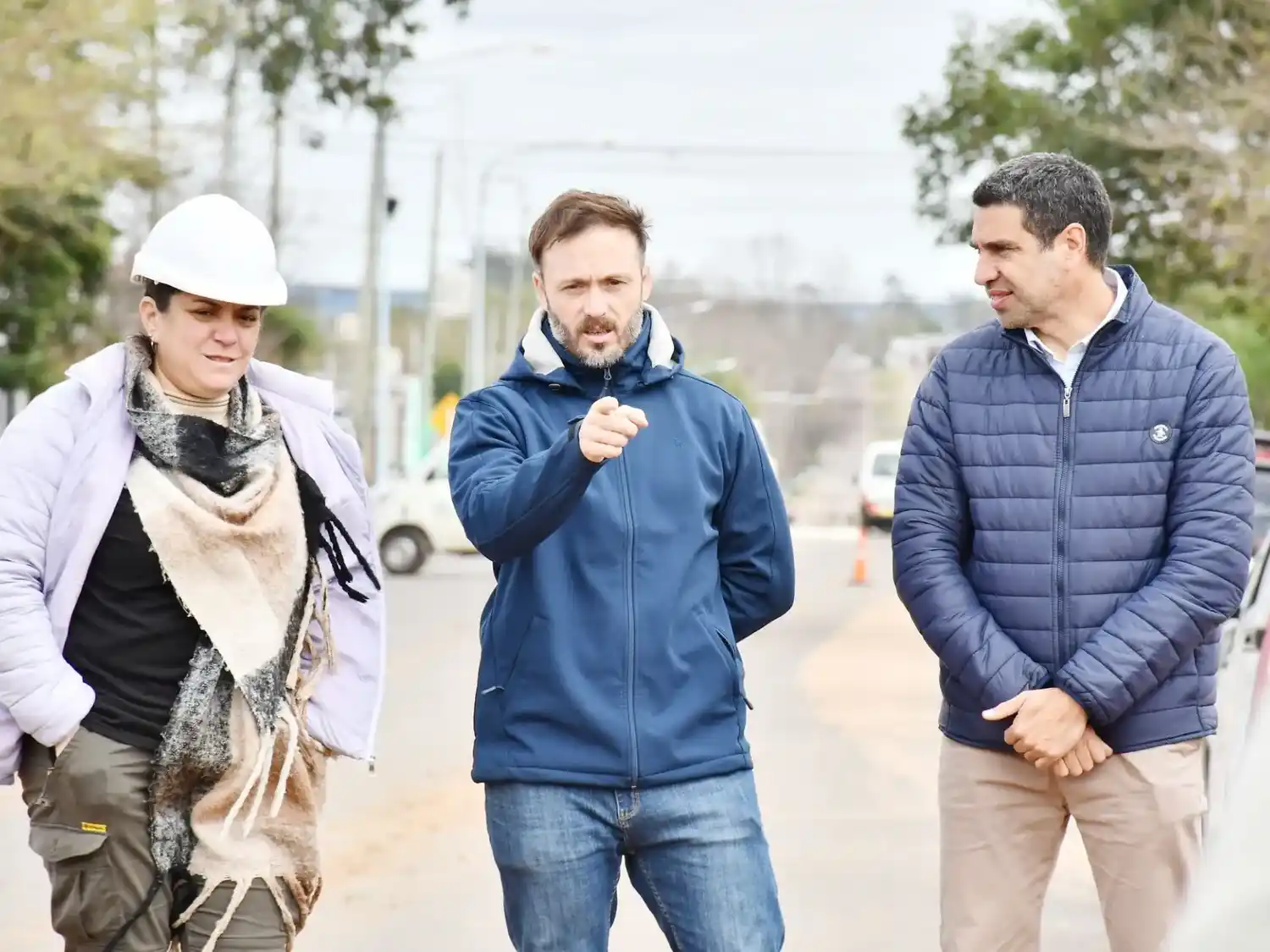 La Municipalidad ejecuta obras integrales en calle La Pampa para asegurar pavimento de mayor durabilidad