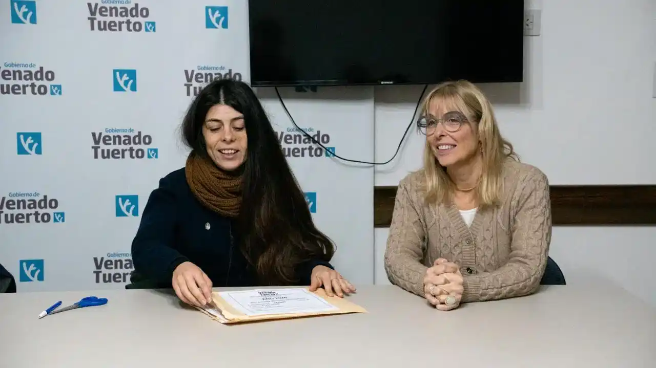 El momento de la apertura de sobres.