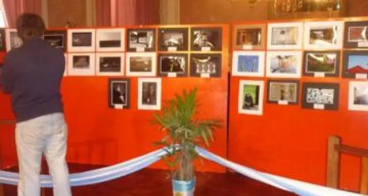 Muestra fotográfica en la Municipalidad