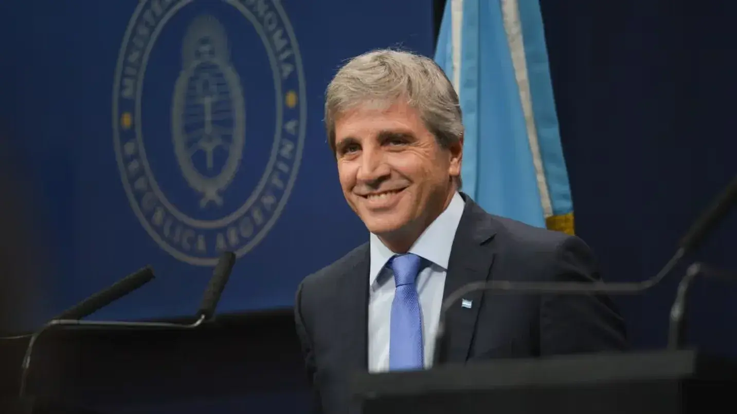 El Gobierno volvió a registrar superávit fiscal en mayo y acumula cinco meses consecutivos de resultados positivos