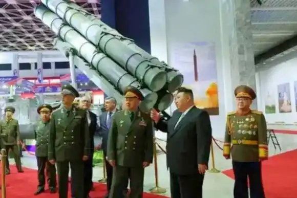 Kim Jong-un realizó múltiples inspecciones militares y ordenó intensificar ejercicios de guerra