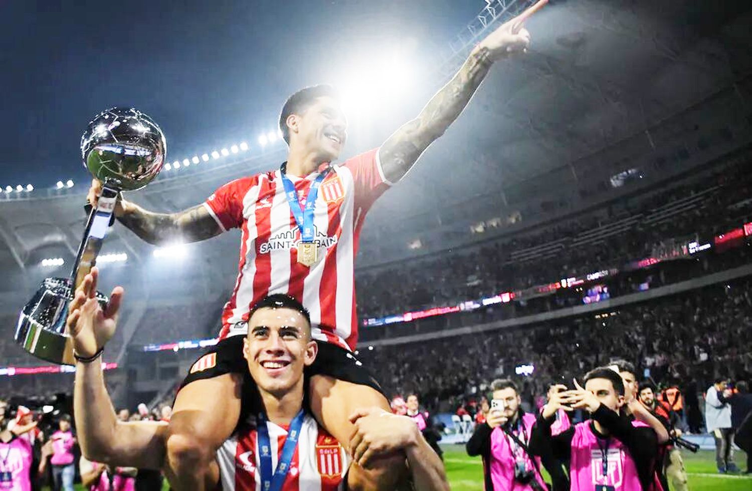 Estudiantes derrotó a Vélez en los penales y es el campeón de la Copa Liga Profesional 2024