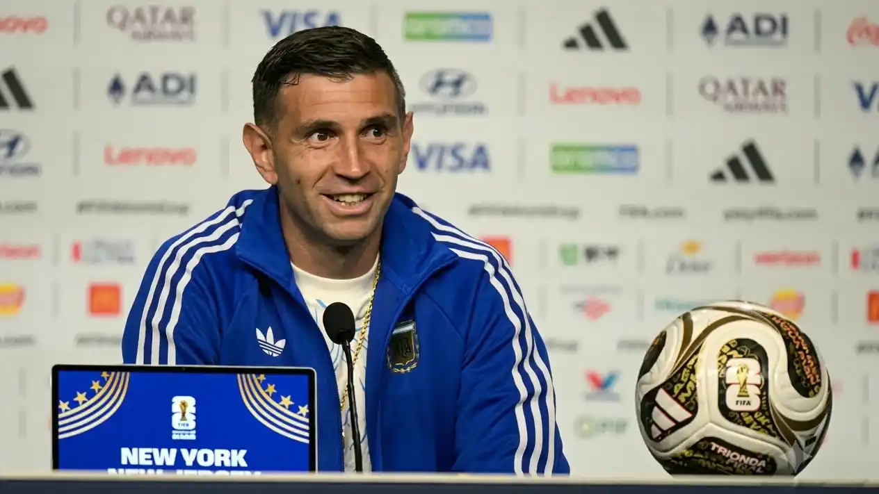 El arquero marplatense brindó una conferencia de prensa a horas de la final con España.