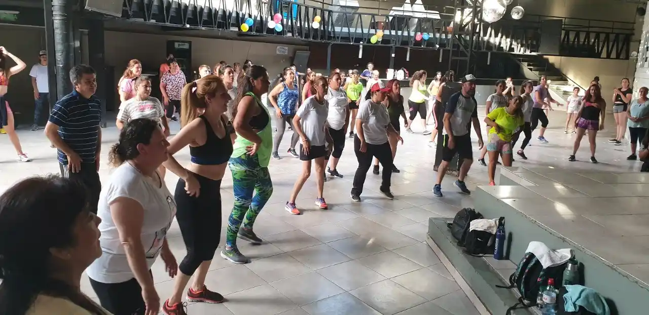 Zumba y Ritmos Solidarios para recaudar fondos e incorporar ecógrafos