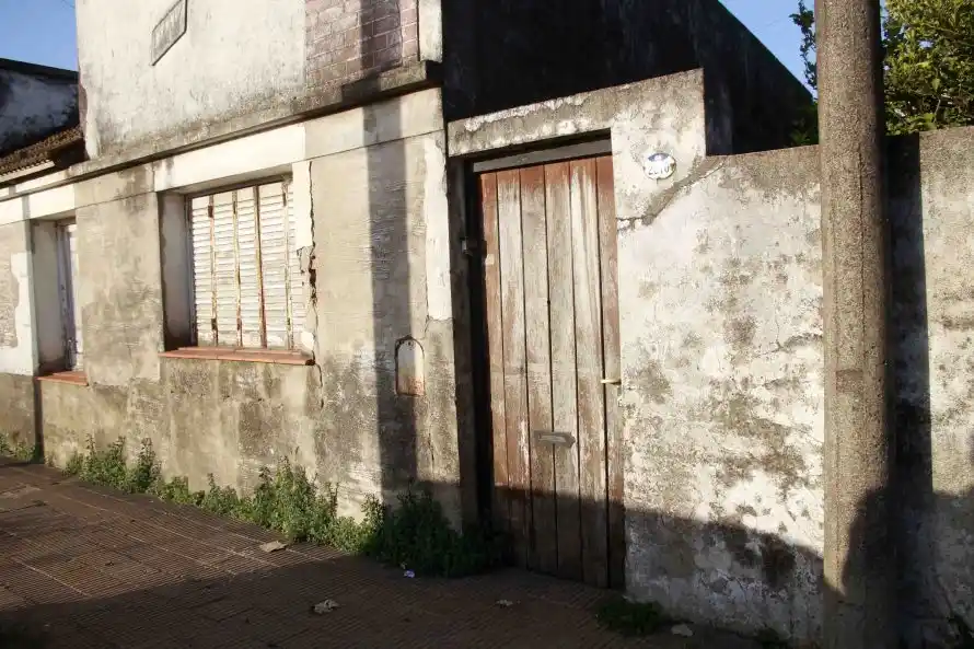 Le dispararon a un hombre en la pierna