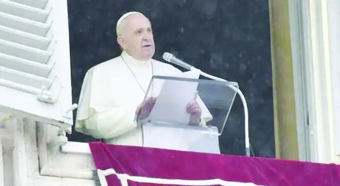 Papa: los cristianos debieran mostrar amor, como el que une a la Trinidad