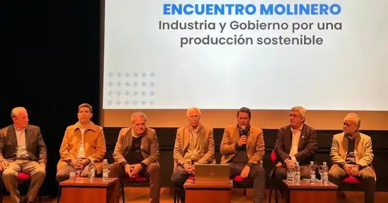 Referentes de molinos productores de harina en la Bolsa de Comercio de Rosario.